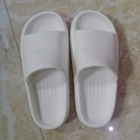 Badslippers bedrukken met eigen logo | Bedrukte slipper...