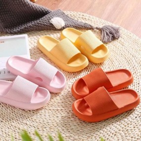 Goedkope slippers bedrukken | Slippers met eigen ontwer...