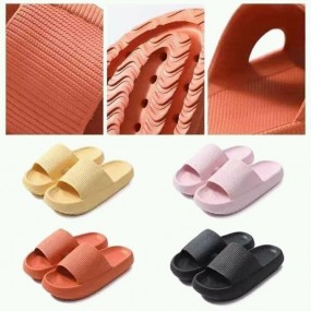 Custom slippers met logo | Slippers bedrukken vanaf kle...