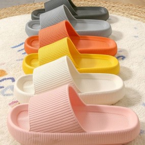 Badslippers bedrukken met eigen logo | Bedrukte slipper...